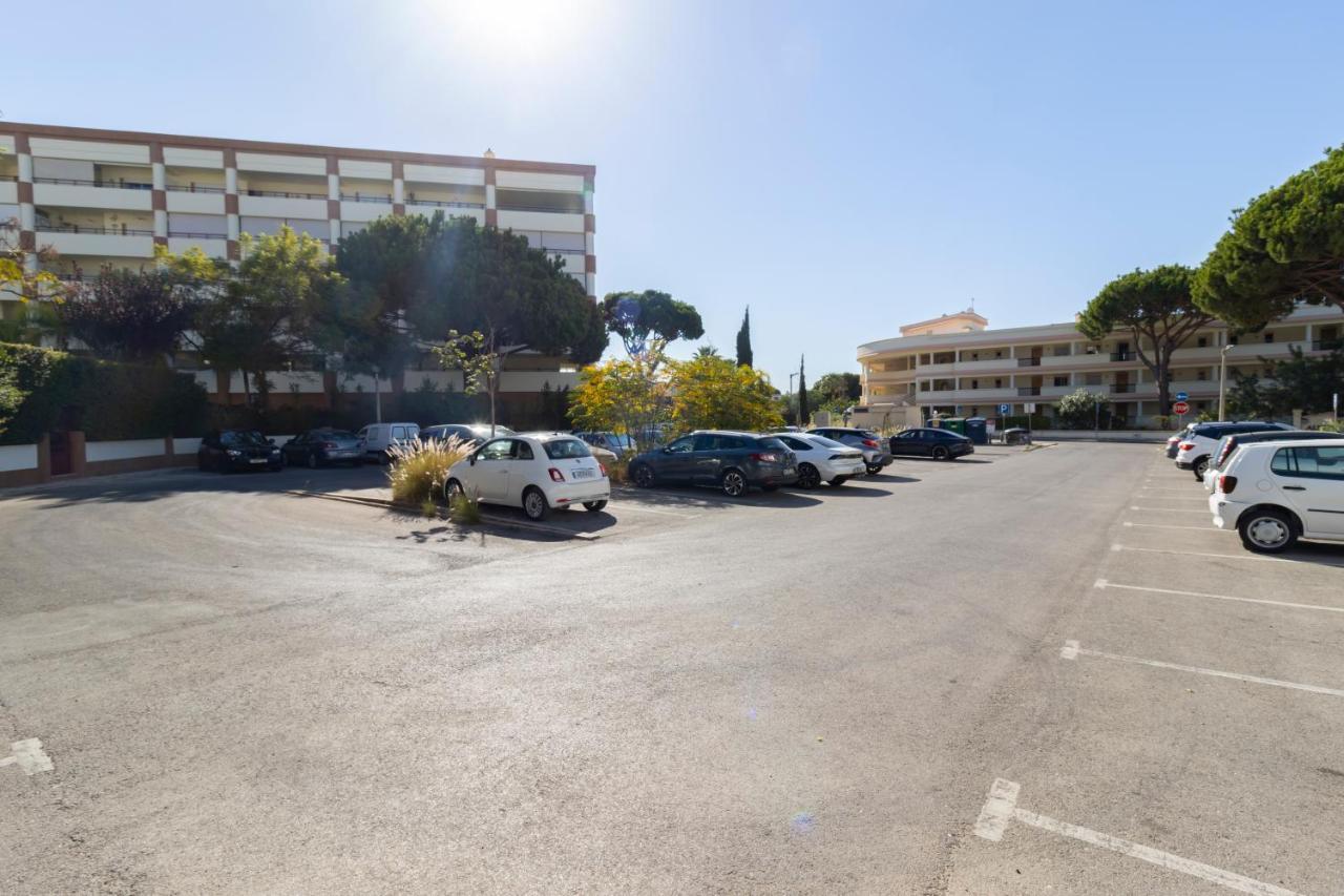 Zarco - Cosy Apartment In Vilamoura With A Balcony With View To The 2 Swimming Pools - Near The Beach & The Marina 奎特里拉 外观 照片